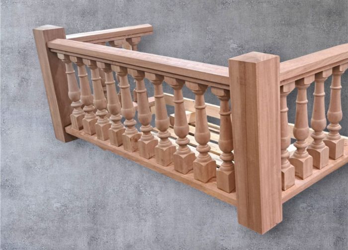 Hardhouten balkonhek balustrade voor balkon of terras door www.houtdraaien.nl